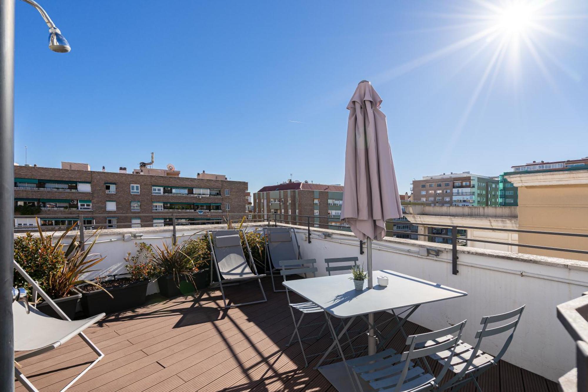 Feelathome Waldorf Suites Apartments Madri Exterior foto