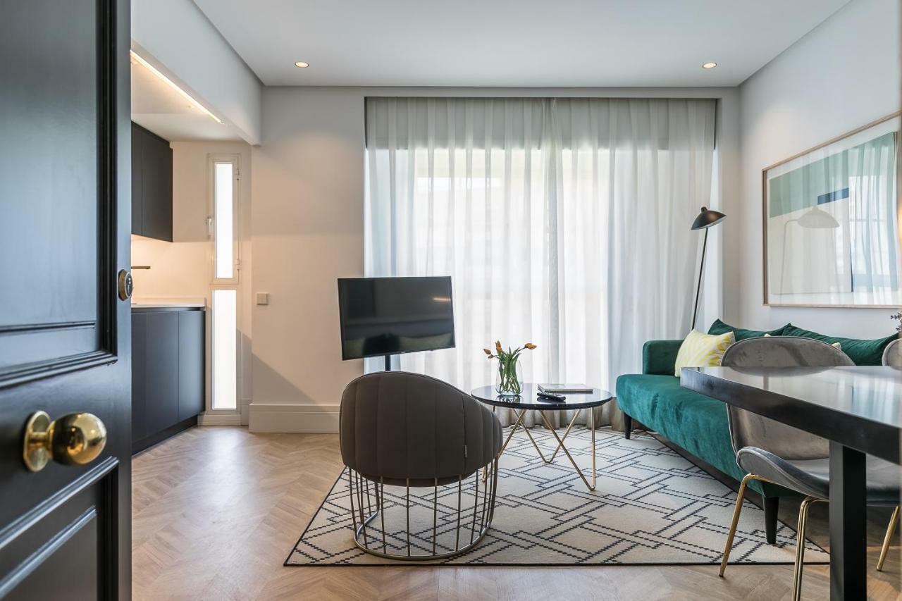 Feelathome Waldorf Suites Apartments Madri Exterior foto