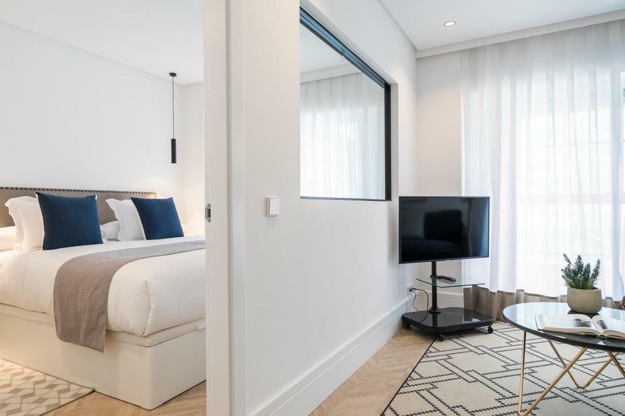 Feelathome Waldorf Suites Apartments Madri Exterior foto