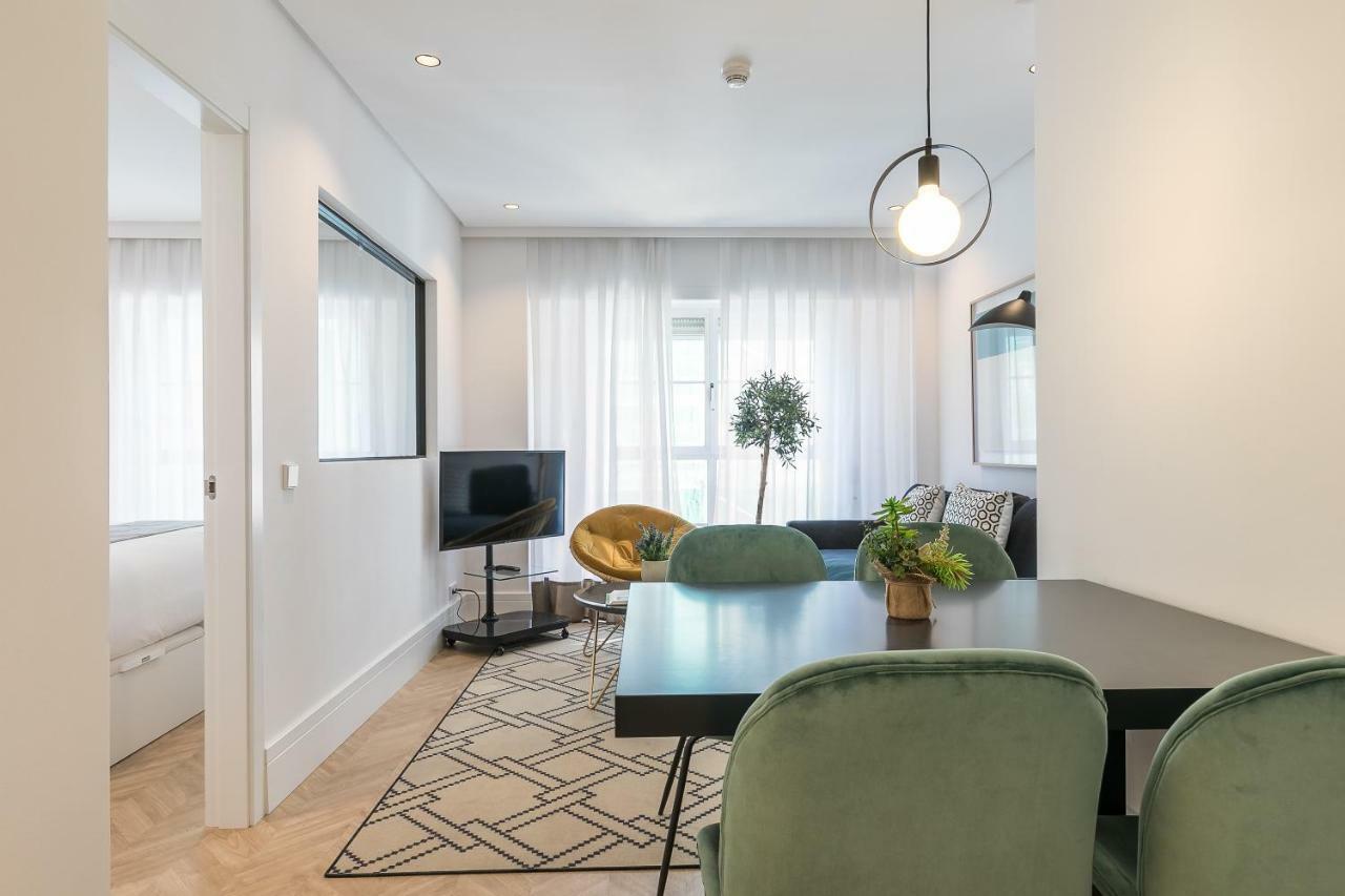Feelathome Waldorf Suites Apartments Madri Exterior foto