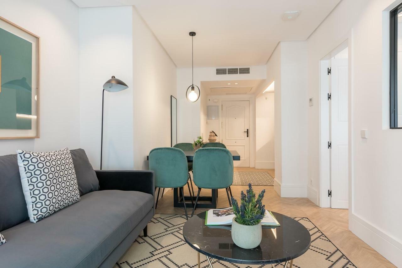 Feelathome Waldorf Suites Apartments Madri Exterior foto